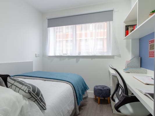 Bronze Plus En Suite room type